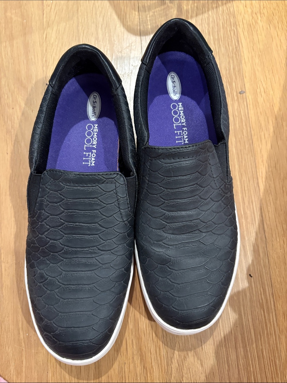 Dr scholls womens Black Slip-On Memory Foam Casual Sneakers